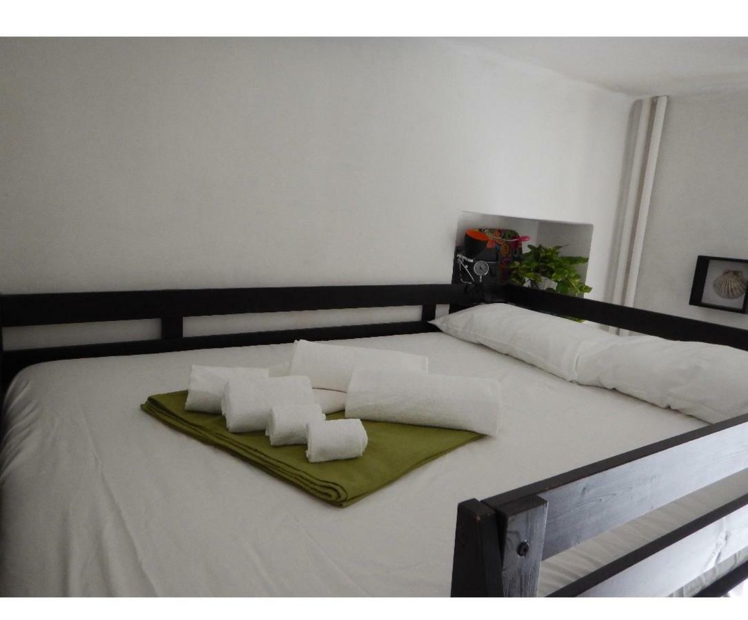 Appartement Bilocale A San Salvario à Turin Extérieur photo