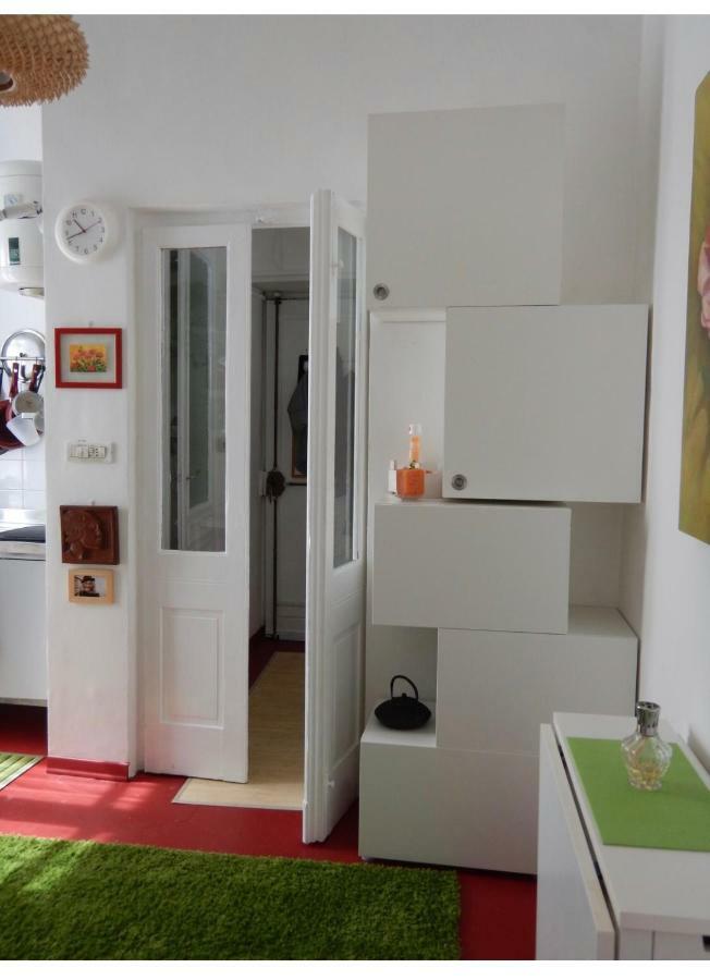 Appartement Bilocale A San Salvario à Turin Extérieur photo
